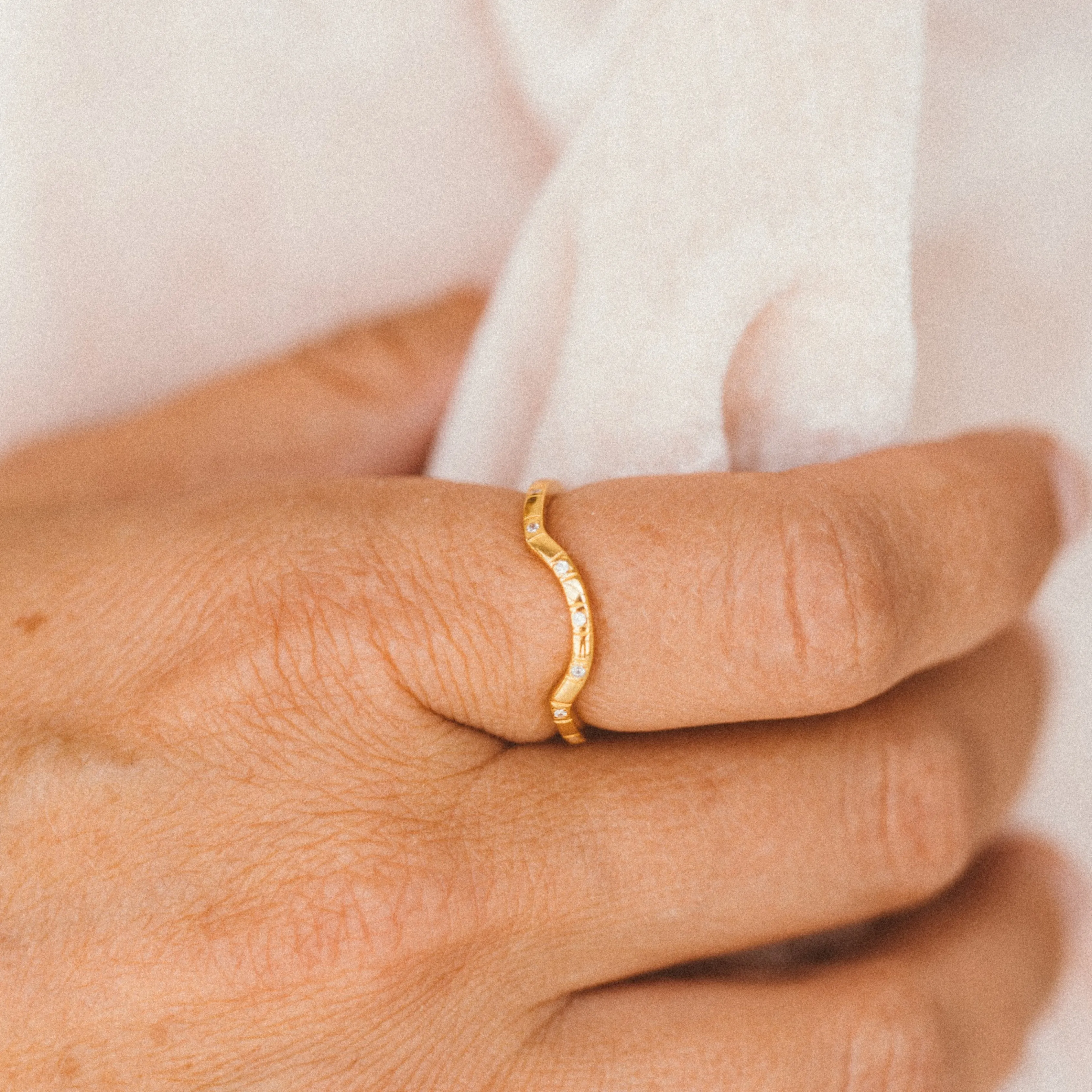 Curved Cz Stacking Ring