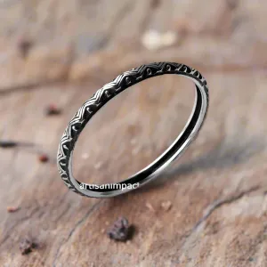 Dainty silver Ring, thin silver Band, ornate Ring, unique wedding band, dainty band - Loving you R2226