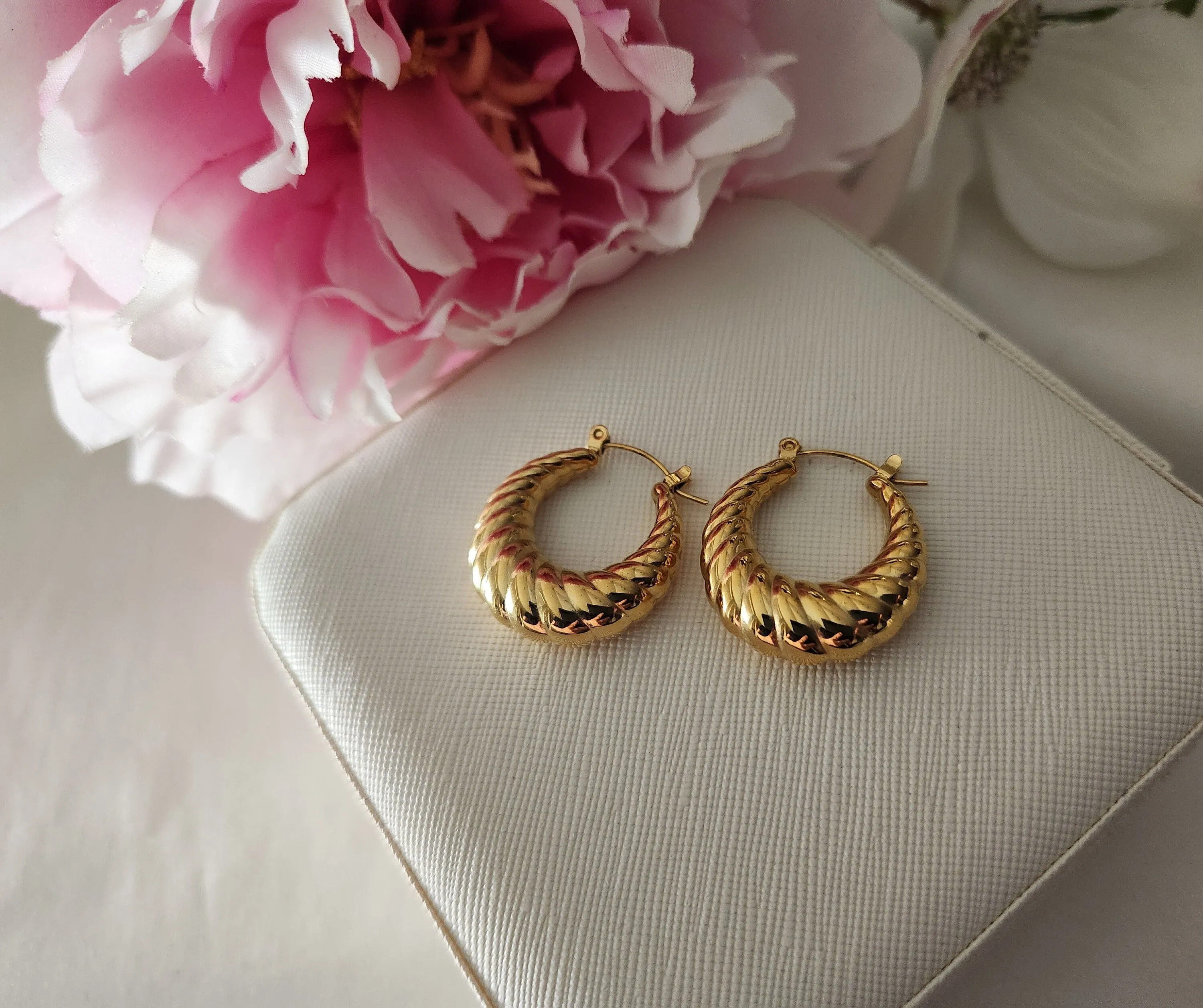 Gold Hoop Earrings , Waterproof , High Quality.