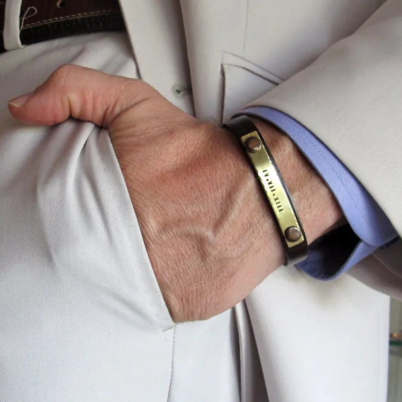 How to choose a gift for Husband to Wedding Anniversary