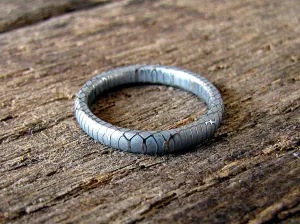 Mist - Women's Damascus Steel wedding Band