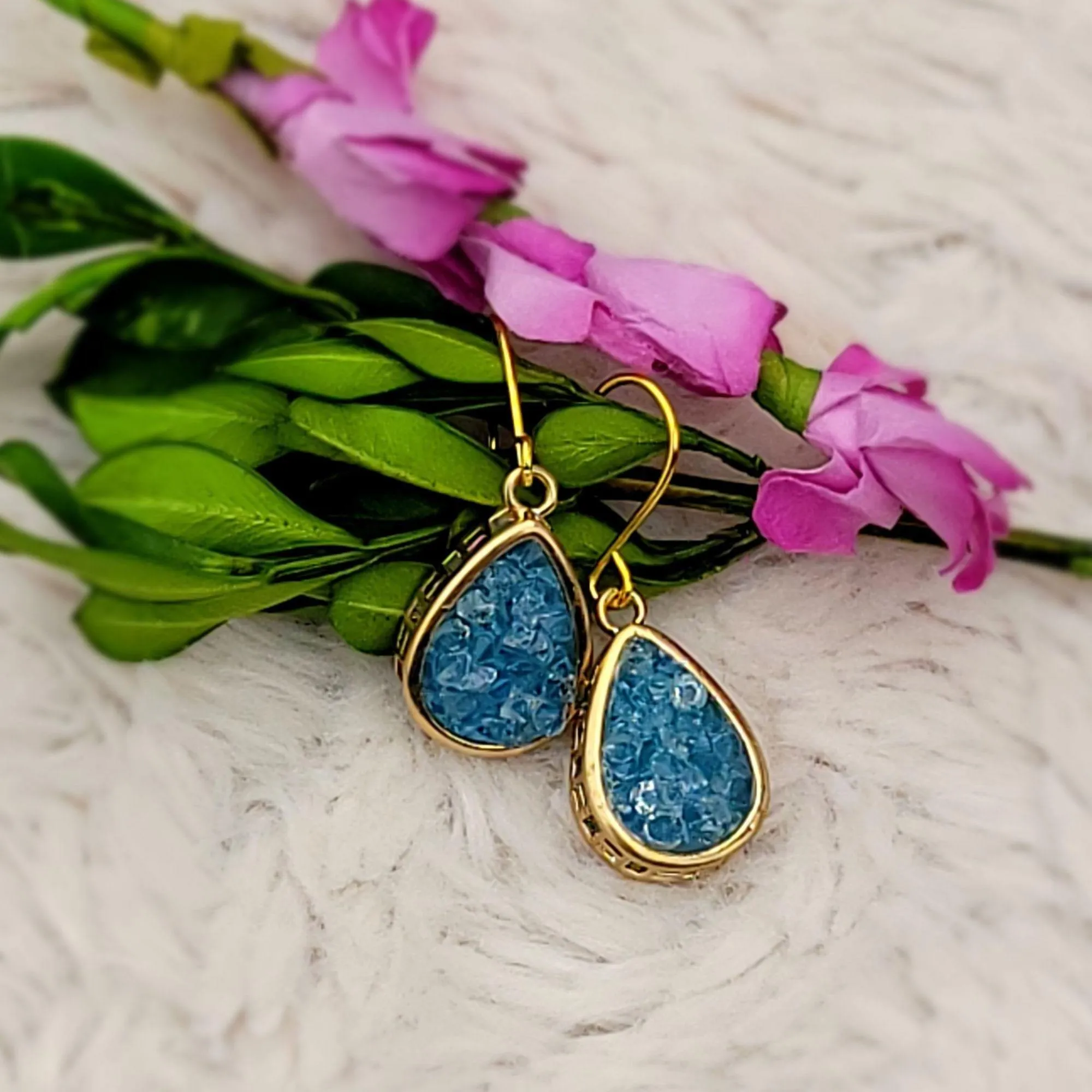 NEW Purple Druzy Dangle Drop Gold Tone Earrings - 1.25" Total Length