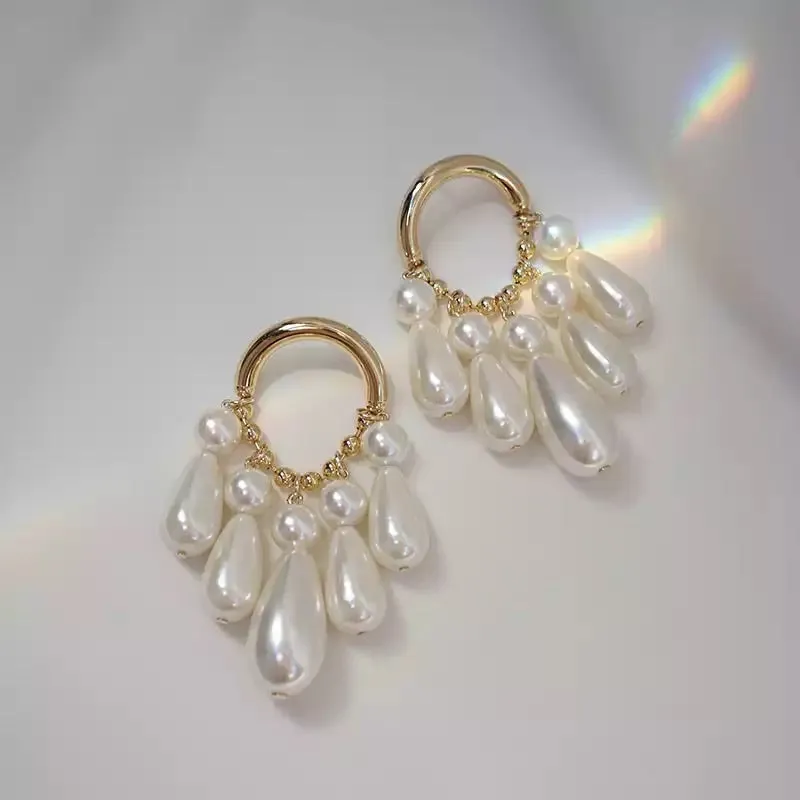 PEARLA DROP EARRINGS