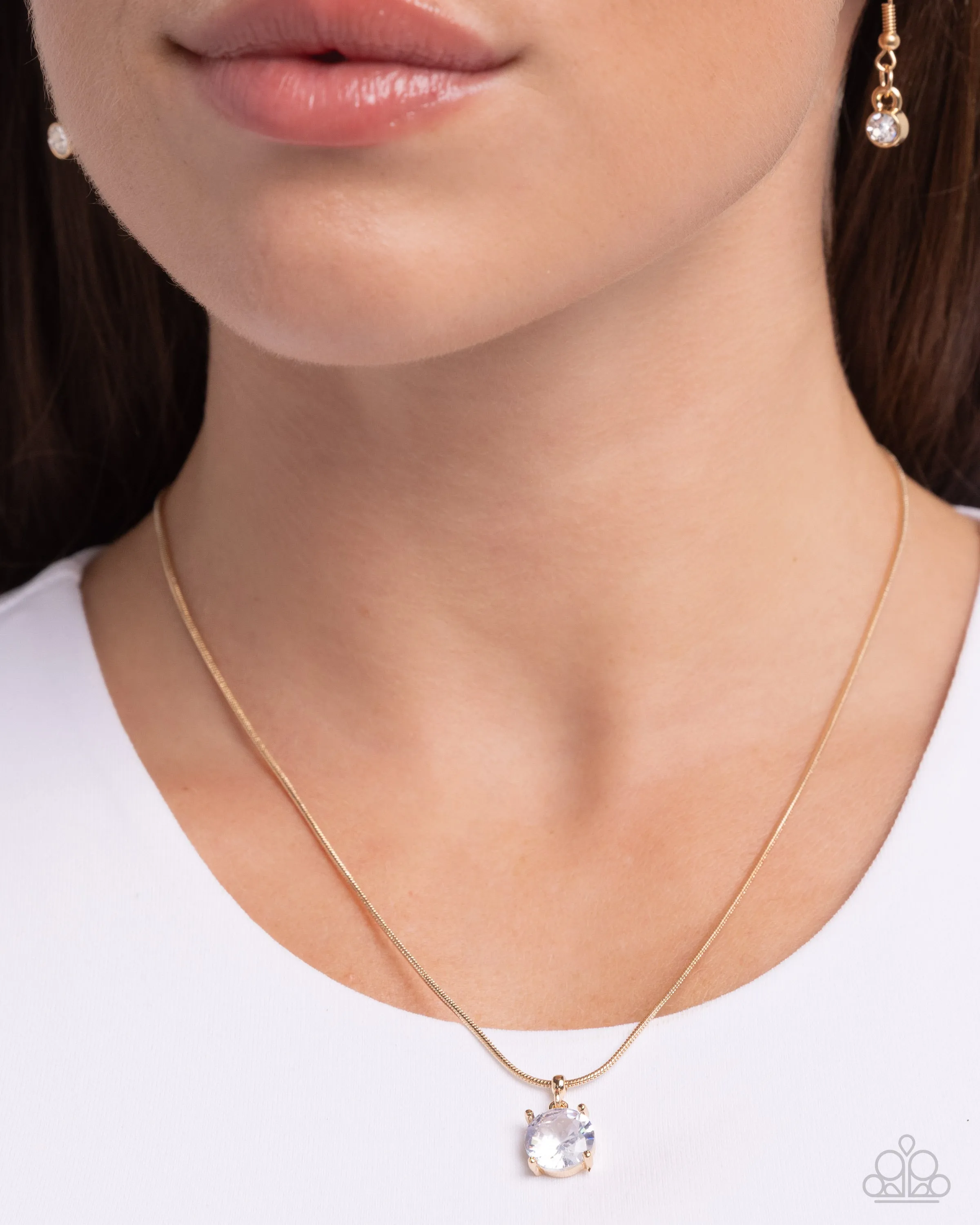 Pronged Premiere - Gold - Faceted Gem Paparazzi Short Necklace