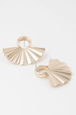 Ribbed flare drop earrings