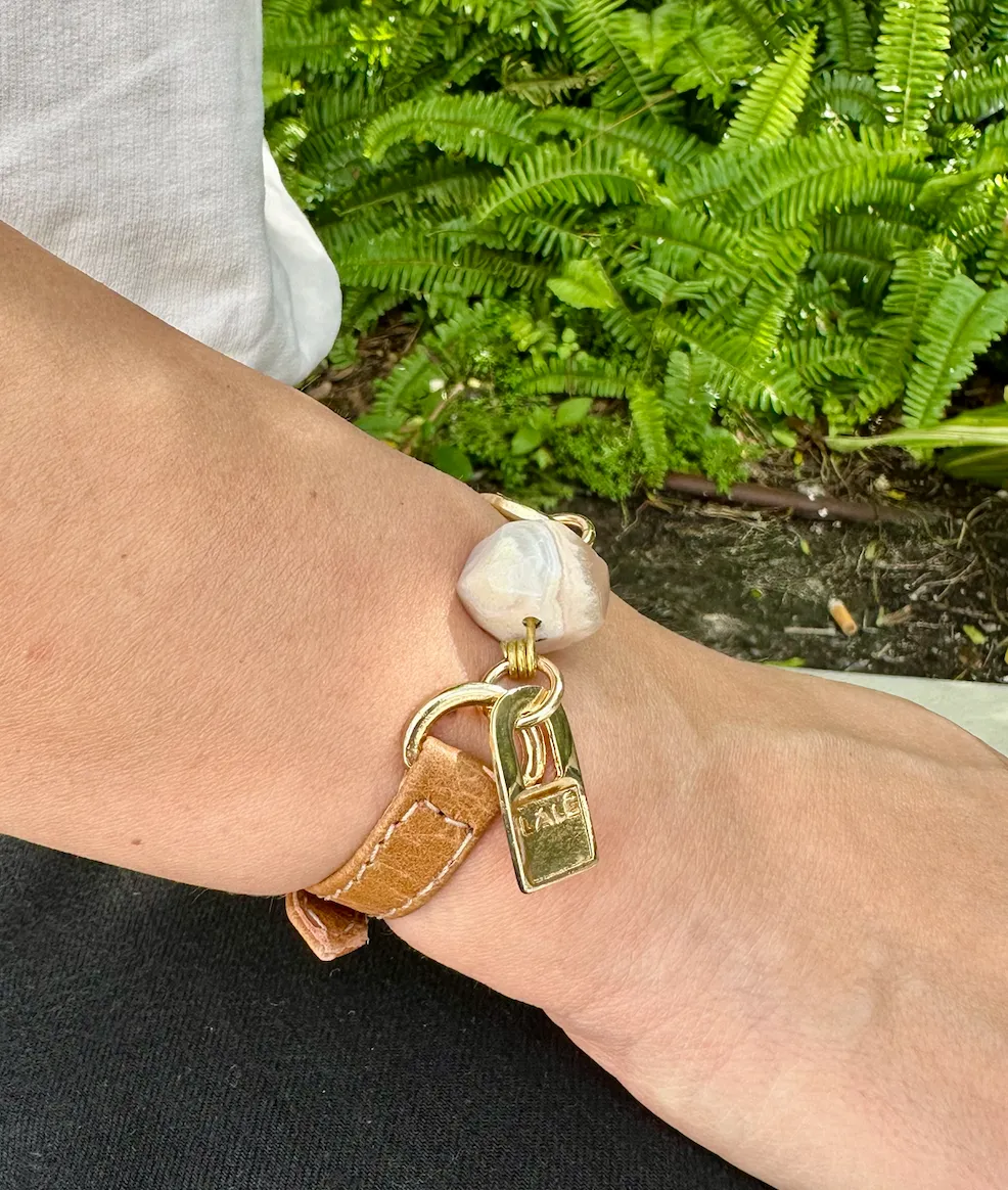 Single Wrap Camel Leather Bracelet with White Agathe Stone
