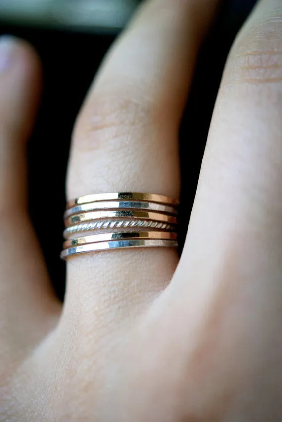 TWISTED THIN STACKING RING