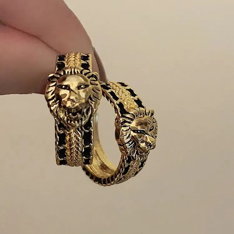 Vintage-Inspired Lion Hoop Earrings for a Chic Look