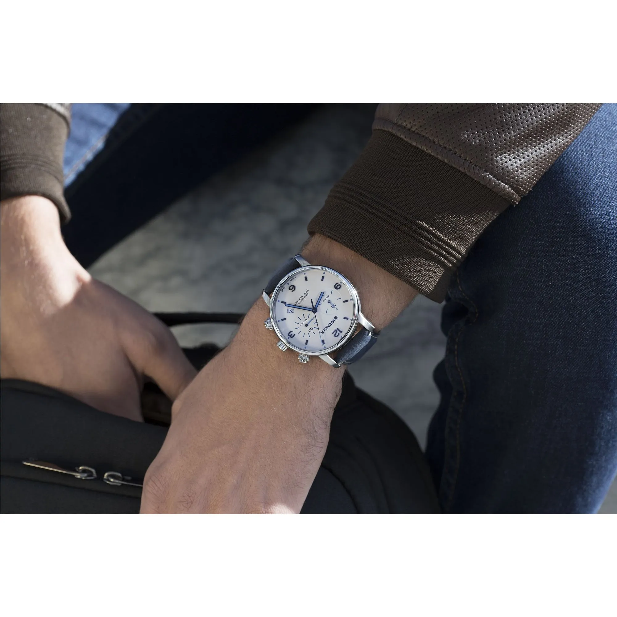 Wenger Urban Metropolitan Chrono 44 Cream-White Dial Blue Leather Men's Watch