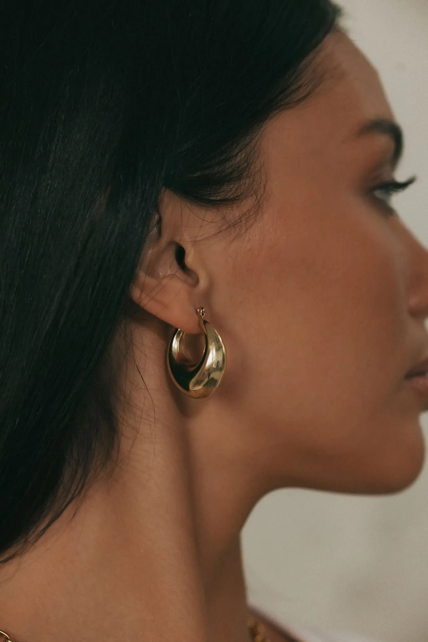 Zahar Saachi Earring Gold